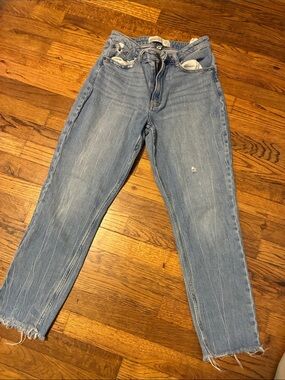 Abercrombie & Fitch Light Wash Mom Jeans High-Rise Straight Jeans